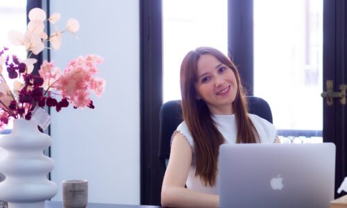 Empoderamiento Femenino: Construyendo Relaciones Saludables