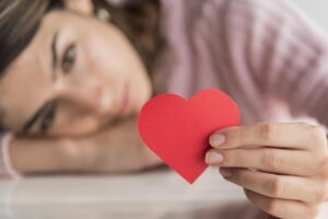 superar la dependencia emocional